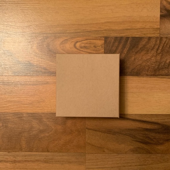 ✨Host Pick✨The Hungry Elephant Reversible Engraved Vegan Bar - Picture 4 of 4